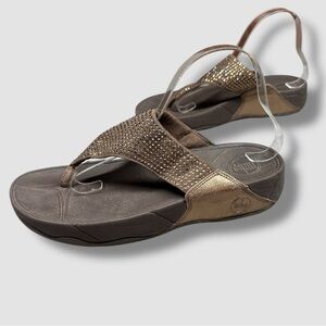 FitFlop Rokkit Leather Rhinestone Thong Sandal Size 10 Brown Thong Platform